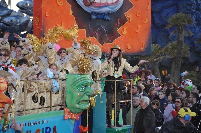 Ingrandisci la foto